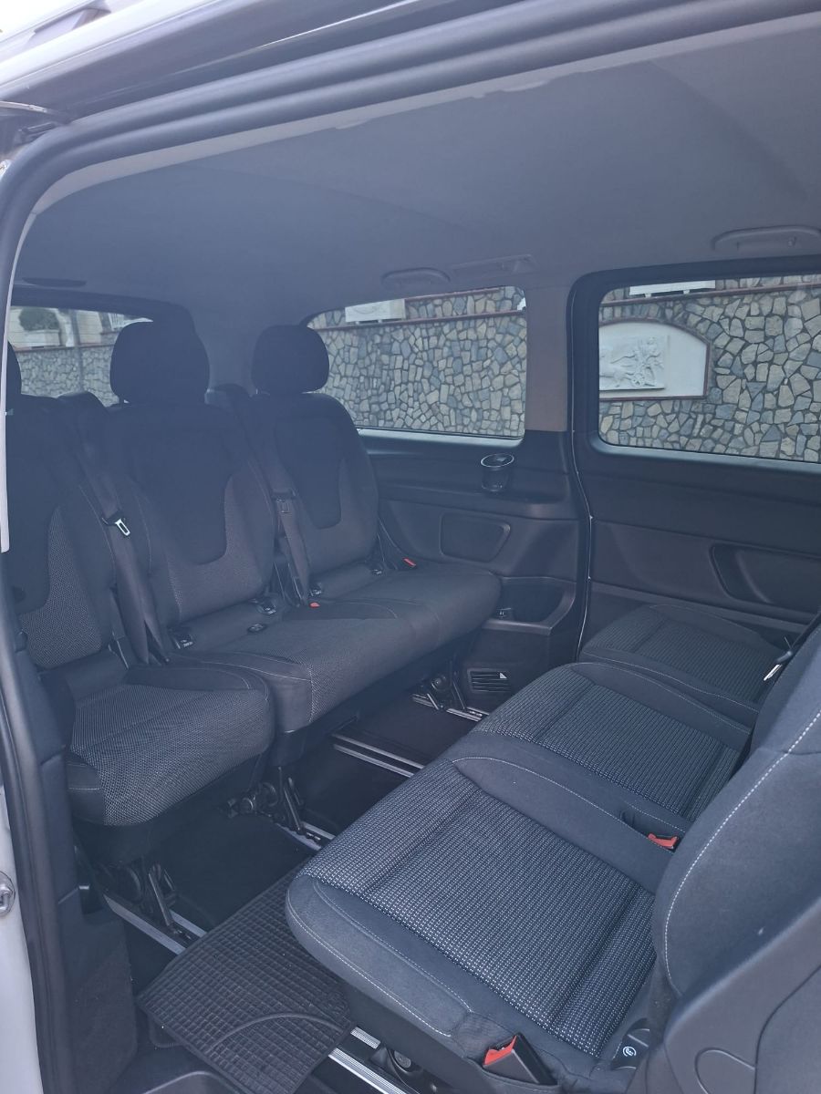 Mercedes V Class — Minivan