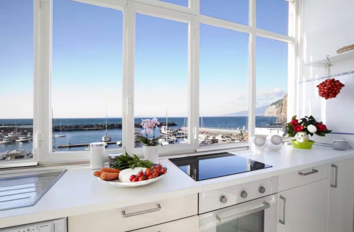 Sea view apartment in Marina Beach 